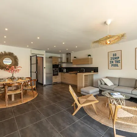 La Piscine - Maison De Dans Le Golfe De Saint Tropez - 6 Personnes Ferienhaus Cogolin